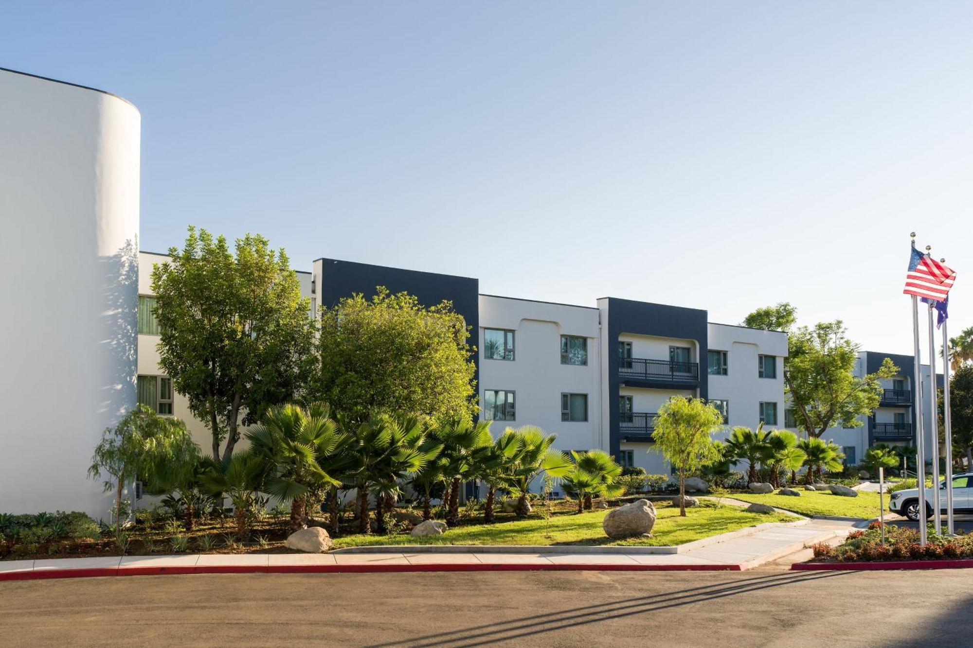 Delta Hotels By Marriott Ontario Airport Exterior foto